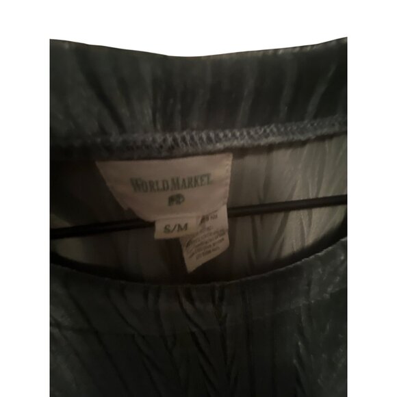 Textured Gray Velvet Short Sleeve Top By World Market S/M - Picture 3 of 4